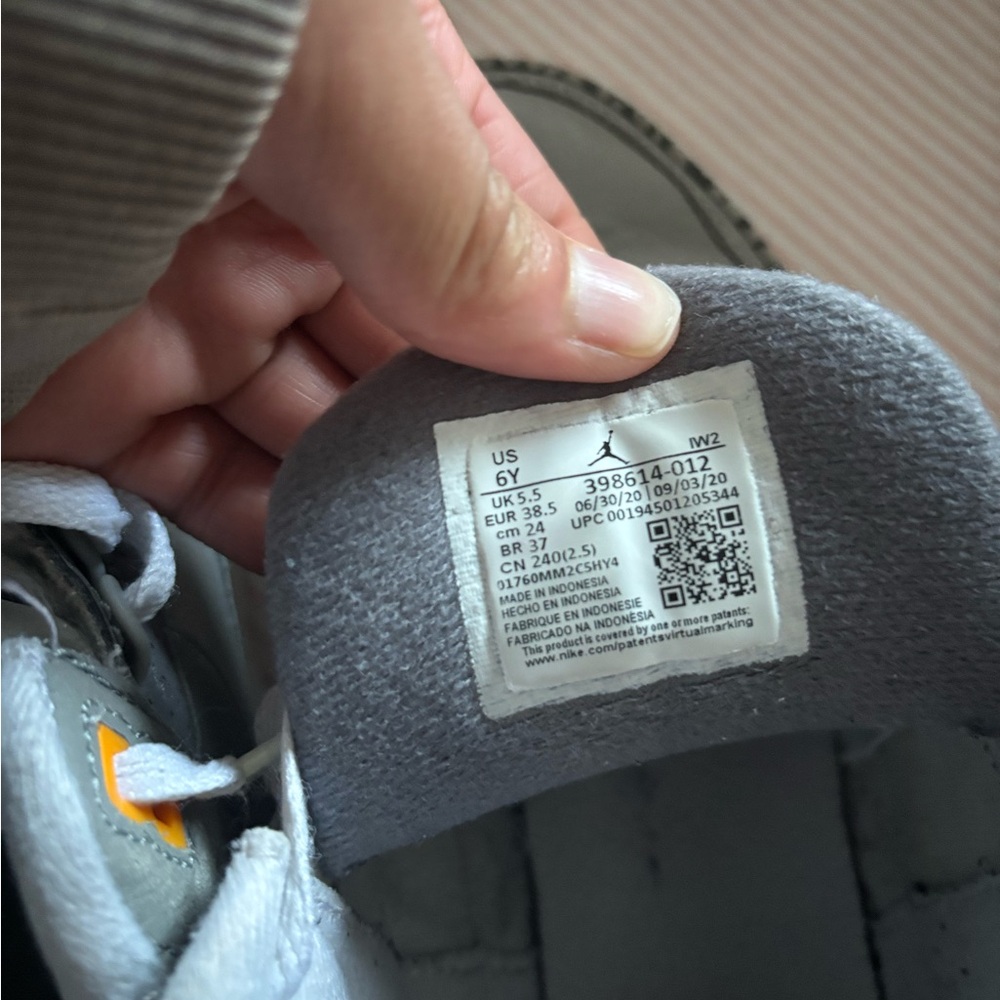 Jordan 3 retro Cool Grey - Picture 4 of 4